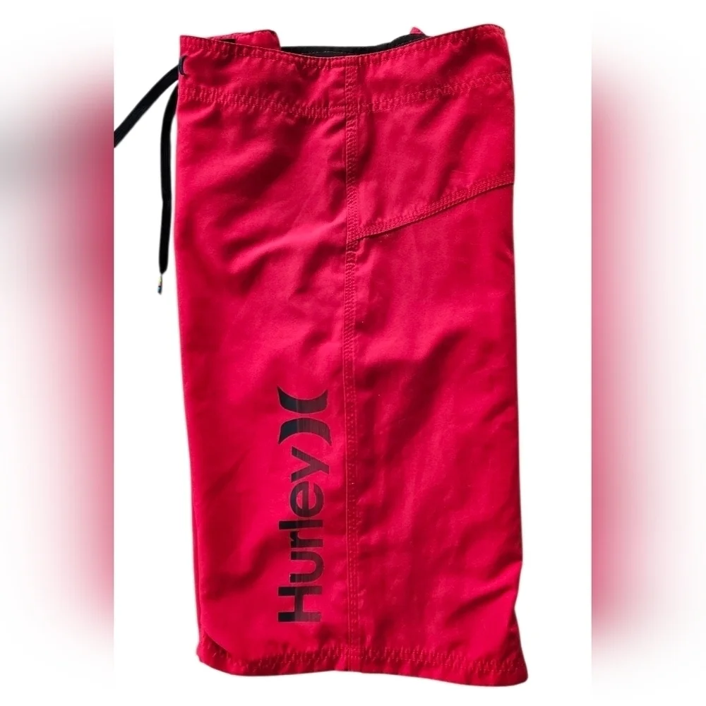 Hurley Red Board Shorts Quick-Dry Swimwear - Size 36